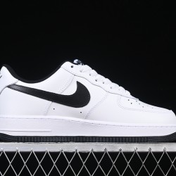 AIR FORCE 1 07 LOW WHITE/BLACK