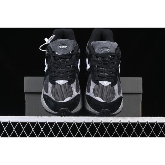 NEW BALANCE 2002R BLACK