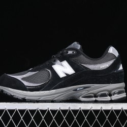 NEW BALANCE 2002R BLACK